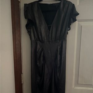 BCBGMAXAZRIA size 2 black